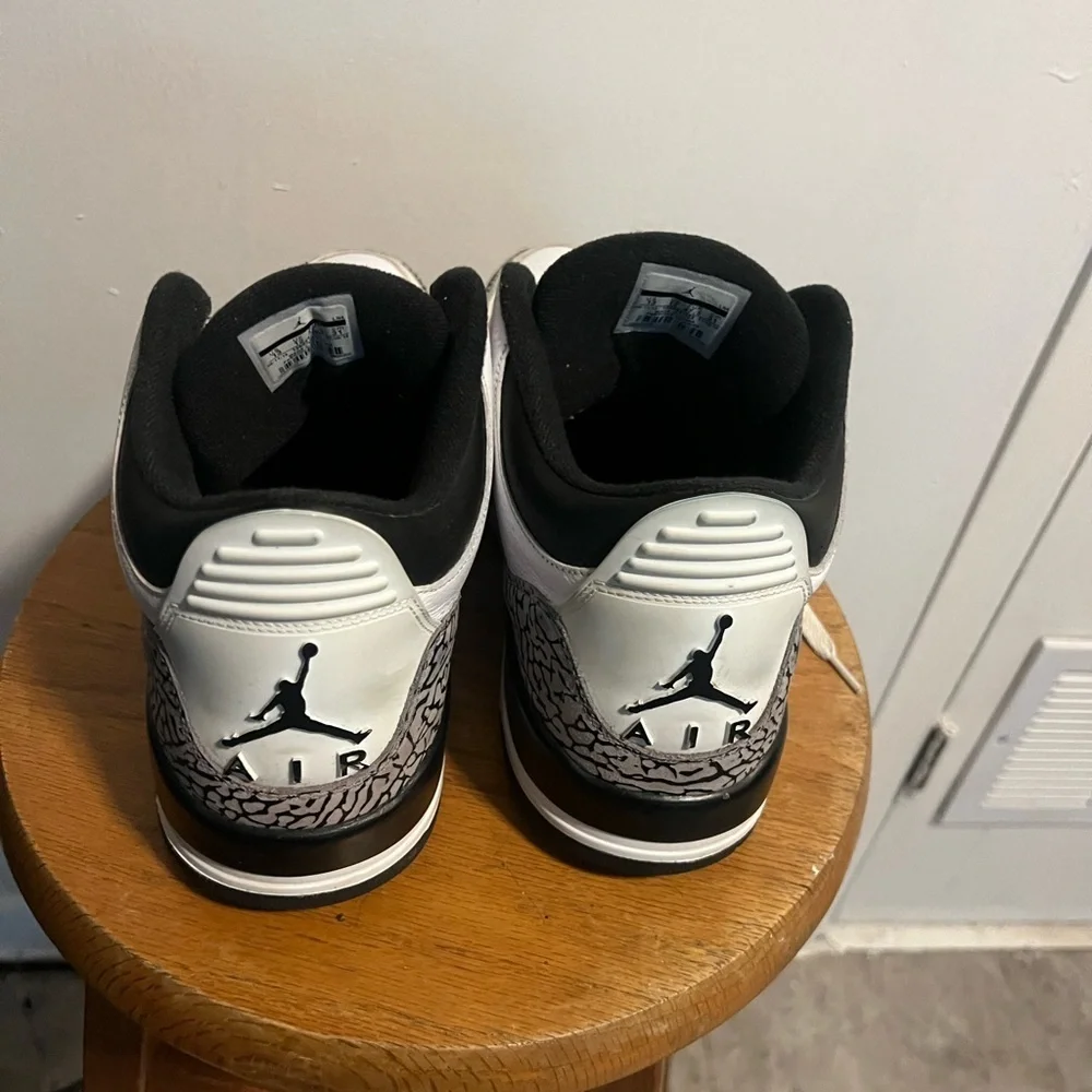 Jordan White and Black Sneakers with Red Accents Air Jordan Infrared Retro 3